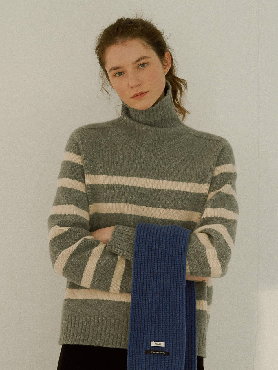 URAGO Stripe wool turtleneck